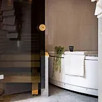 Penthouse Loft With Jacuzzi And Sauna * Helsinki