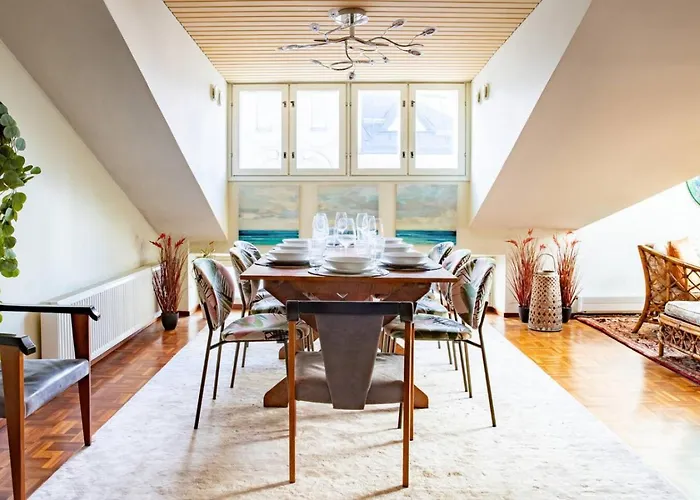 Penthouse Loft With Jacuzzi And Sauna דירה הלסינקי