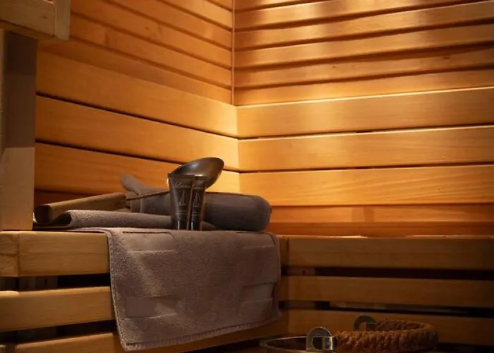 Penthouse Loft With Jacuzzi And Sauna דירה *